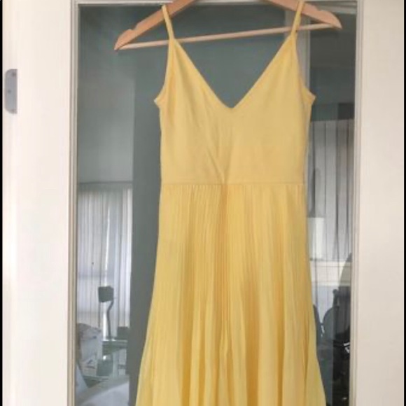 Aritzia Dress - Picture 3 of 5